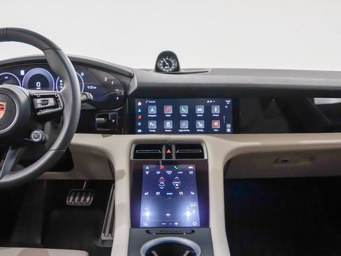 Certified 2025 Porsche Taycan 4S image 22