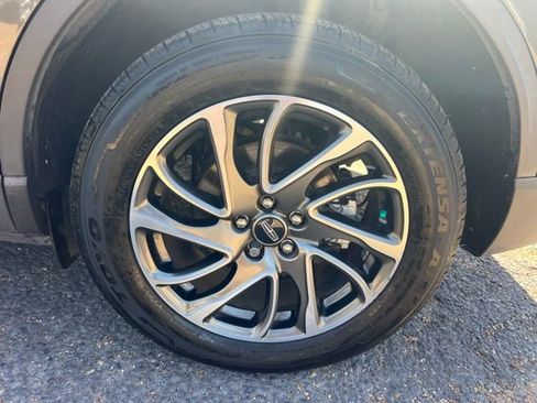 Used 2020 Lincoln Corsair FWD w/ Equipment Group 101A image 10