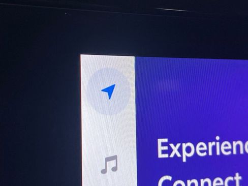 Used 2023 Toyota Highlander XLE image 11