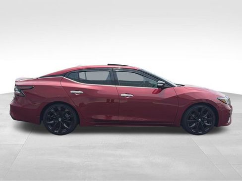 Used 2023 Nissan Maxima Platinum w/ Sport Mat Group FWD image 9