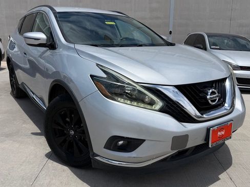 Used 2018 Nissan Murano SV FWD image 1
