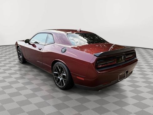 Used 2019 Dodge Challenger R/T RWD image 3
