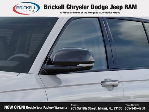 New 2025 Jeep Grand Cherokee L Limited image 12