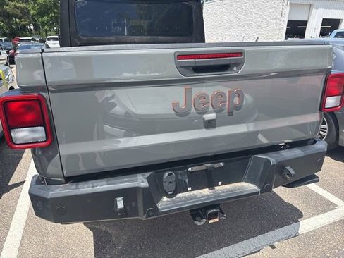 Used 2021 Jeep Gladiator Mojave w/ Trailer Tow Package AWD/4WD image 28