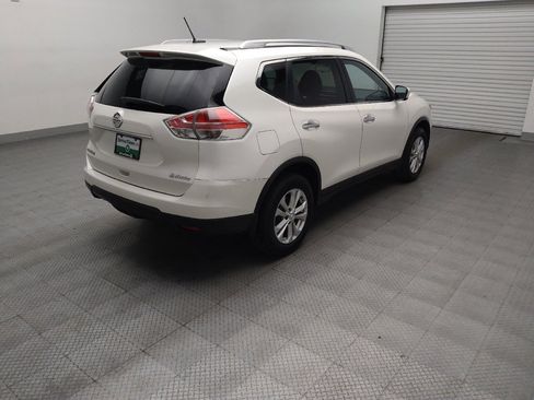 Used 2015 Nissan Rogue SV image 9