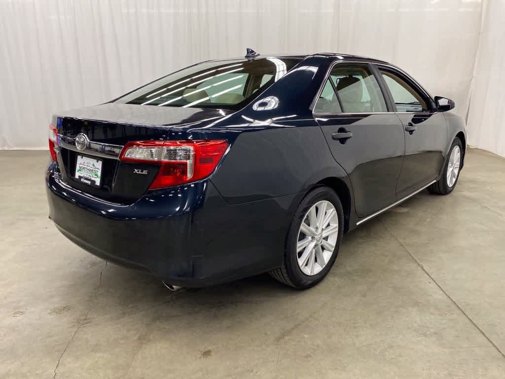 Used 2013 Toyota Camry XLE FWD image 6
