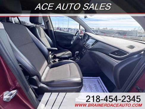 Used 2021 Buick Encore Preferred image 12