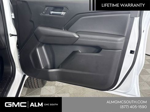 New 2026 GMC Canyon Elevation w/ Convenience Package image 16