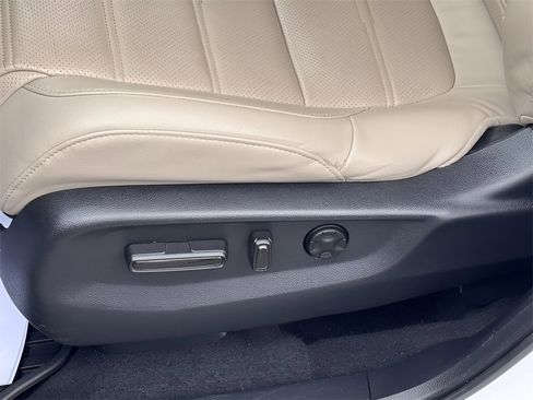 Used 2020 Honda CR-V EX-L image 17