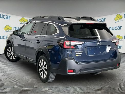 Used 2023 Subaru Outback Premium AWD/4WD image 4