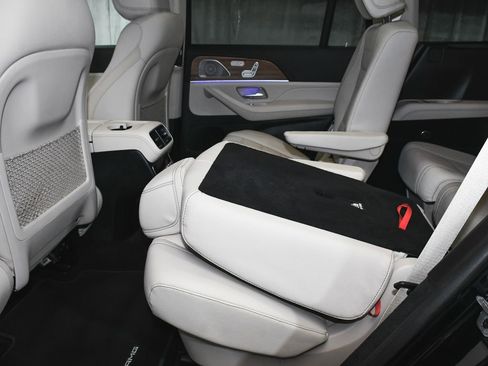 Used 2023 Mercedes-Benz GLS 580 4MATIC w/ Warmth & Comfort Package image 57