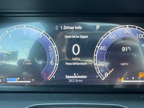 Used 2023 Jeep Grand Cherokee Altitude AWD/4WD image 15