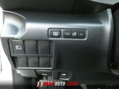 Used 2017 Lexus IS 200t RWD image 61