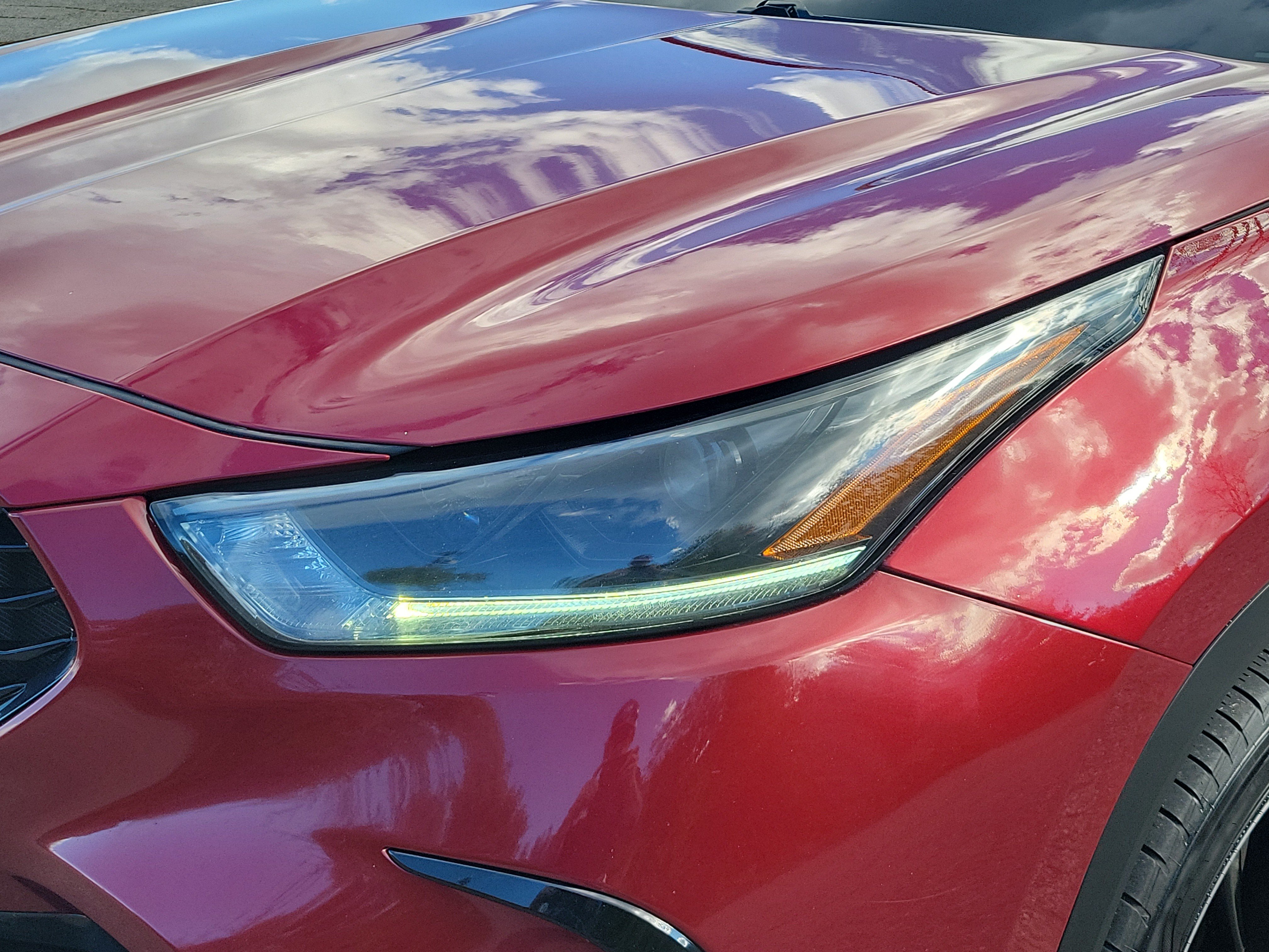 Used 2021 Toyota Highlander XSE AWD/4WD image 9