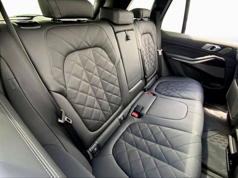 Used 2026 BMW X5 sDrive40i w/ Premium Package RWD image 33
