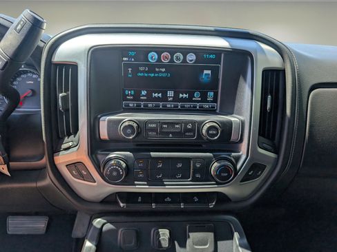 Used 2018 GMC Sierra 1500 SLE w/ Suspension Package, Off-Road AWD/4WD image 14