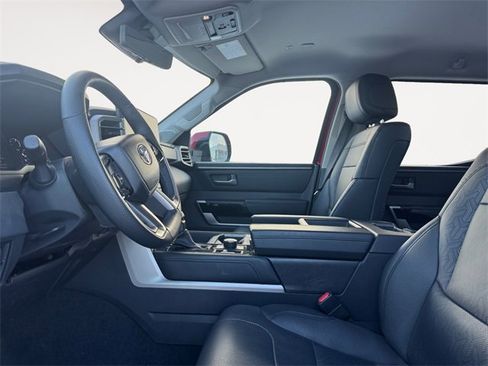 Used 2023 Toyota Tundra Limited image 9