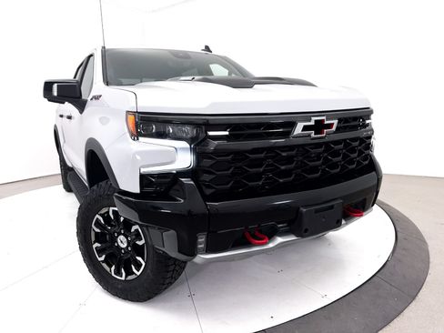 Used 2024 Chevrolet Silverado 1500 ZR2 w/ Technology Package AWD/4WD image 8
