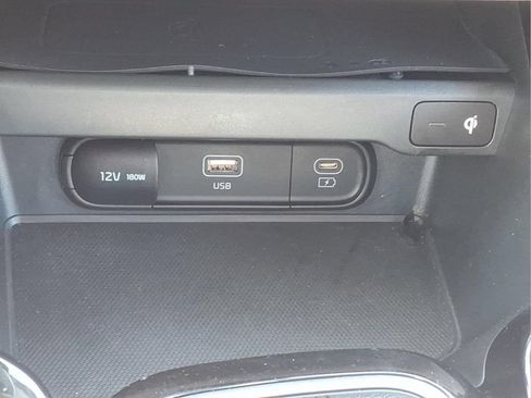 Used 2024 Kia Soul EX FWD image 28