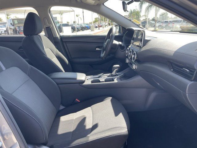 Used 2024 Nissan Sentra SV FWD image 26