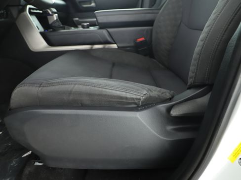 Used 2022 Toyota Tundra SR5 image 9