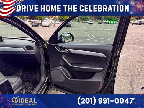 Used 2018 Audi Q3 2.0T Premium w/ Convenience Package AWD/4WD image 12