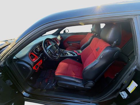 Used 2022 Dodge Challenger R/T Scat Pack image 18