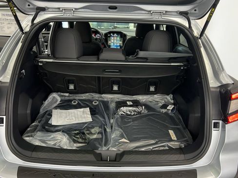 Used 2025 Subaru Crosstrek 2.5i Sport w/ Popular Package #3A image 32