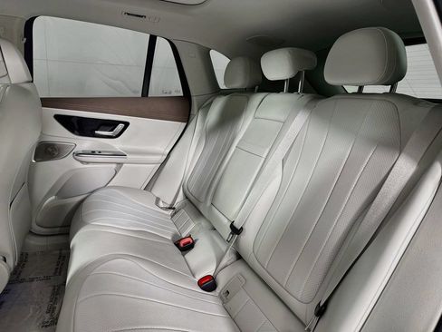 Used 2023 Mercedes-Benz EQE 350+ 4MATIC SUV w/ Exclusive Trim Package image 32