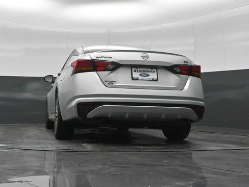 Used 2023 Nissan Altima 2.5 SV FWD image 52