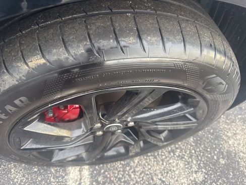 Used 2018 Land Rover Range Rover Sport HSE Dynamic image 30