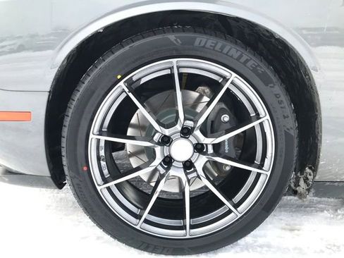 Used 2018 Dodge Challenger R/T Plus image 23