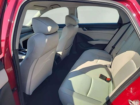 Used 2019 Honda Accord LX image 14