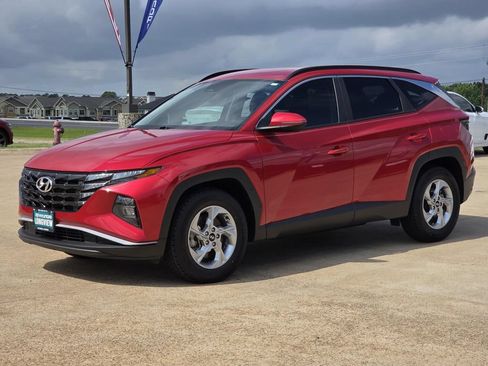 Used 2022 Hyundai Tucson SEL FWD image 3