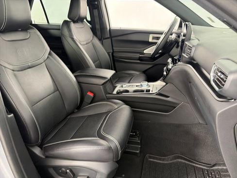 Certified 2023 Ford Explorer ST w/ Equipment Group 401A image 32