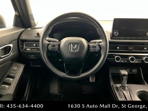 Used 2022 Honda Civic Sport image 12