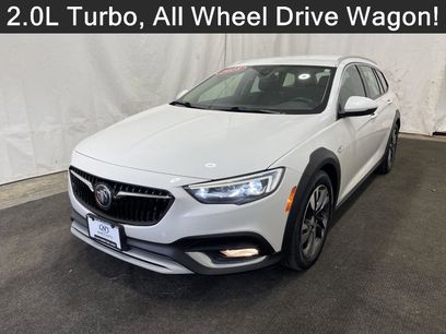 Used 2018 Buick Regal Essence w/ Driver Confidence Package #1