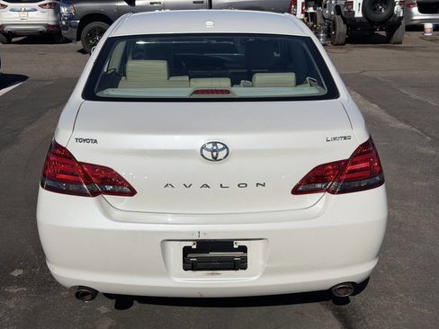 Used 2009 Toyota Avalon Limited image 9