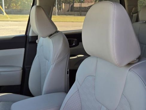 New 2026 Kia Sorento S FWD image 14