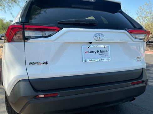 Certified 2024 Toyota RAV4 XLE AWD/4WD image 24