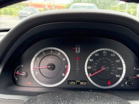 Used 2010 Honda Accord EX-L image 3