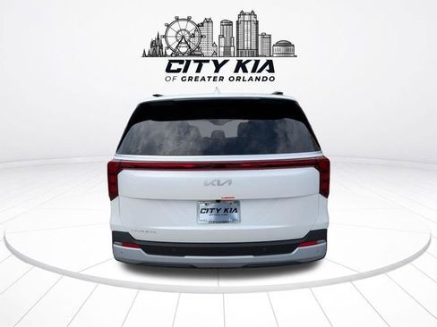 New 2027 Kia Carnival EX FWD image 5