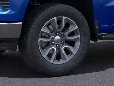 New 2025 Chevrolet Silverado 1500 LT image 9