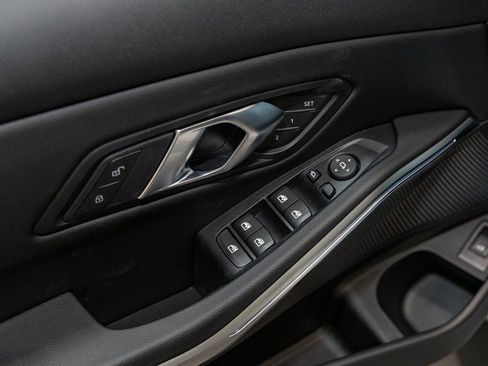 New 2025 BMW 330i xDrive Sedan w/ Convenience Package image 13