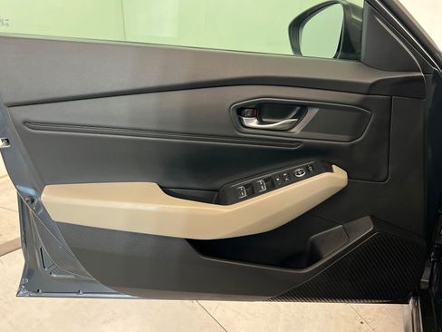 Used 2023 Honda Accord EX image 16