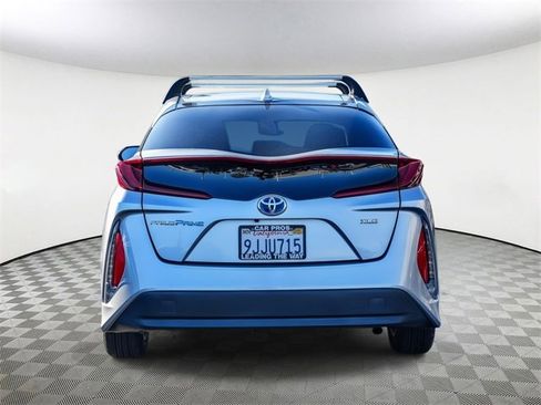 Used 2022 Toyota Prius Prime XLE image 7