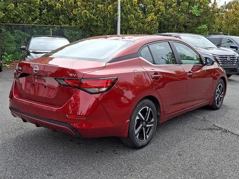 Certified 2024 Nissan Sentra SV FWD image 7