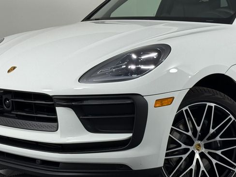 New 2026 Porsche Macan image 11