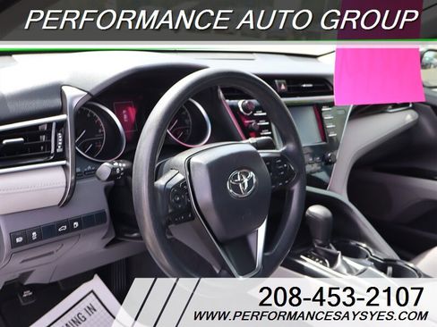 Used 2018 Toyota Camry LE w/ Protection Package (Q2) FWD image 8