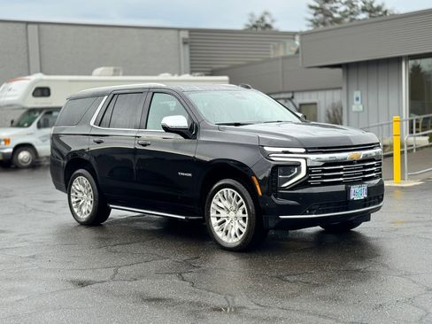 Used 2025 Chevrolet Tahoe Premier image 1